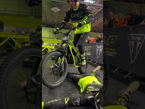 Los Bikers NO le temen a nada 😱