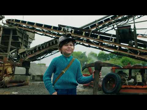 Final trailer frame with main cast of A Minecraft Movie posed heroically