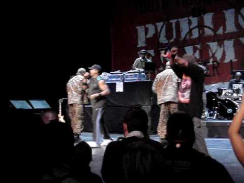 Public Enemy - Terminator X to the Edge of Panic