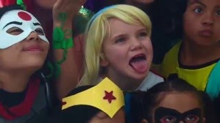 DC Super Hero Girls go to Wonder Con 2016