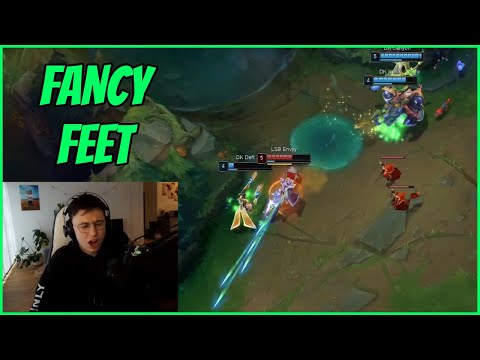 Deft's Movement Is CRAZY!!