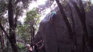 Video thumbnail of Yosemite crag. Can Bartomeu