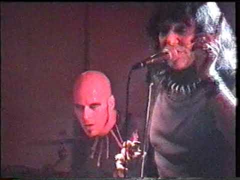 THE FUZZTONES live Indian's saloon maggio 2002