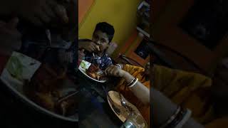 preview picture of video 'See how this boy eats chicken tandoori'