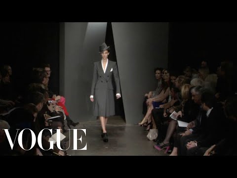 Donna Karan Ready to Wear Fall 2012 Vogue Fashion Week Runway Show