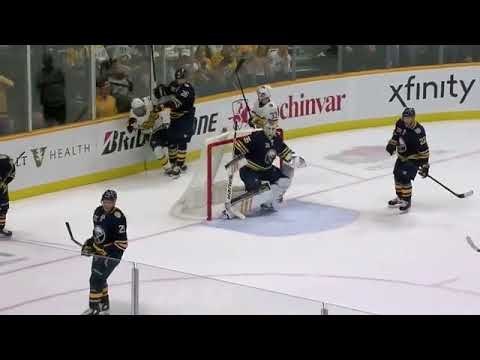 Nashville Predators - Rocco Grimaldi Dive.