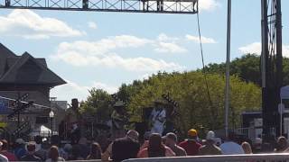 Love's On Fire Nikki Lane Tailgate 'n Tallboys Peoria 7/8/17