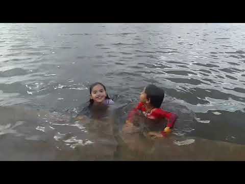 Banho no Rio Guamá em São Domingos do Capim 