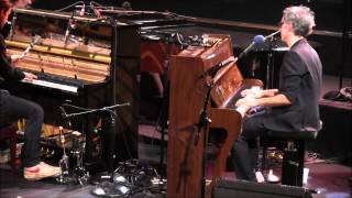 JEANNE CHARAL & VINCENT DELERM AU STUDIO 105 DE FRANCE INTER DANS L'EMISSION LIVE ME DO PRESENTEE PA