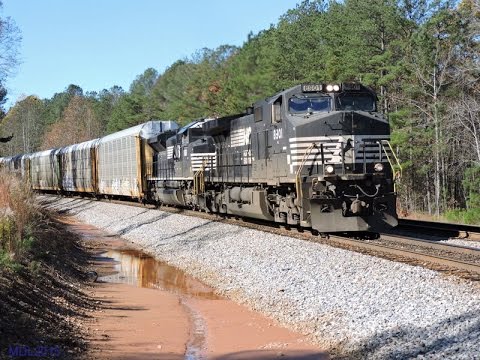 HD: NS 8901 leads NS Train 290 in Tallapoosa, GA