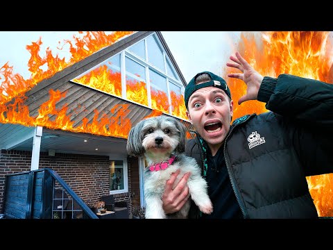 Bubbi brænder huset ned! (Sketch)