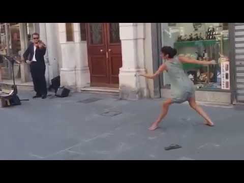 Amaizing Ballerina Dancing on the Street