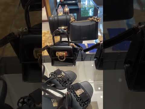Salvatore Ferragamo Bolsas e Sapatos 2023