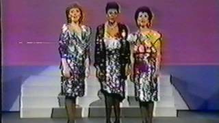 LESLIE UGGAMS &quot;My Own Morning,&quot; CHITA RIVERA, MAUREEN MCGOVERN Sing &quot;People&quot;