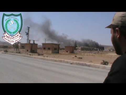 جولة ميدانية مع مقاتلي لواء درع الفاتحين أثناء معارك السيطرة على قرية خناصر في ريف حلب