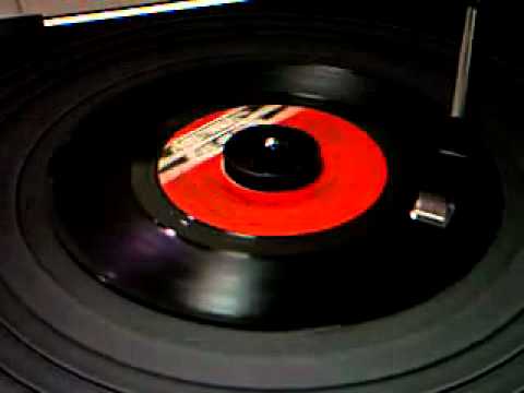 Paul Revere _ the Raiders - Kicks - 45 rpm.flv