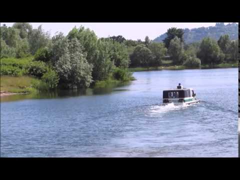 Schwimmtest Polizei Amphibienfahrzeug