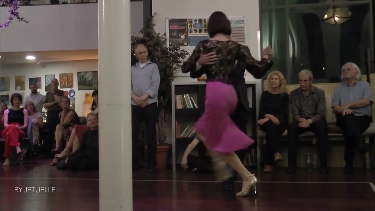 Video thumbnail for Adrian & Amanda Costa in Milonga La Yumba, Amsterdam "Como Se Pianta La Vida" Ricardo Tanturi