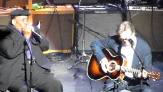 Eric Clapton &amp; James Cotton - Key to the Highway (live at Apollo) 2/24/12