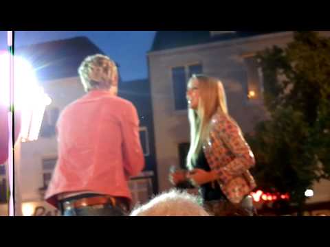 Monique Smit & Tim Douwsma - Een Zomeravond Met Jou - TROS Muziekfeest Op Het Plein Sittard.