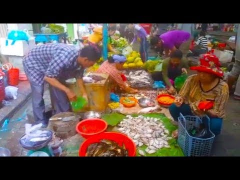 Foods Selling In Boeung Trabaek Market - Cambodian Country Foods Video