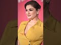 UNCUT Raveena Tandon Looked Hot And Happening At Aankhon Ki Gustaakhiyan Premiere Night ProMedia