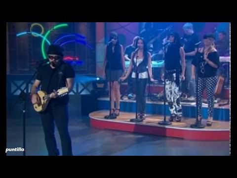 Carlos Varela canta Memorias en Esta Noche Tu Night.mp4