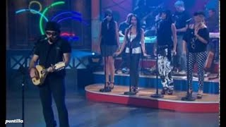 Carlos Varela canta Memorias en Esta Noche Tu Night.mp4