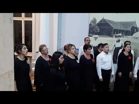 Siyahamba - traditional African