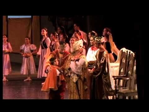 Teatro DEGOLLADO BALLET (ALIN Y MARTÍ GUITERREZ RUBI)