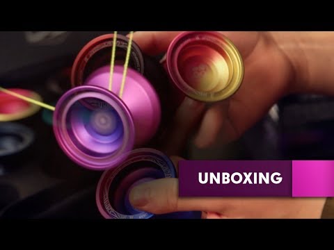 SLUSNY Unboxing - C3 Yoyodesign Robot by Tomas Bubak / eng subtitles