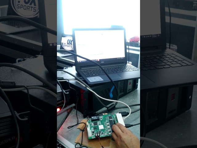 Vídeo relacionado con Tarjeta de salida de fibra NovaStar 4x [serie H] Tarjeta de envío LED procesador de video