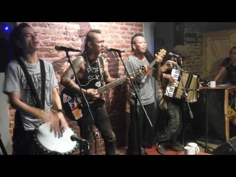 download lagu mp3 mp4 Anak Merdeka Marjinal, download lagu Anak Merdeka Marjinal gratis, unduh video klip Anak Merdeka Marjinal
