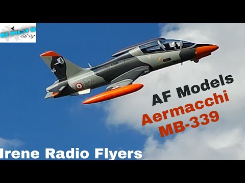 アエルマッキ MB-339 フレッチャ トリコローレ.jpg