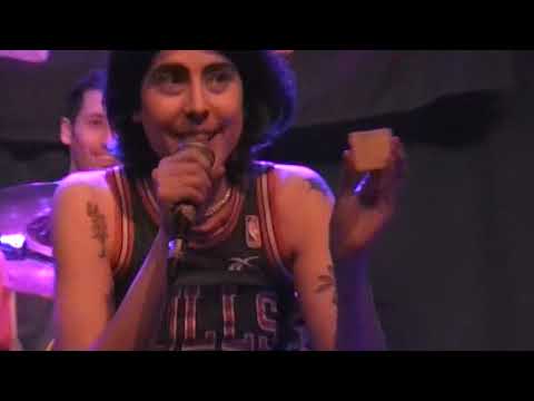 CIERVO + REMERA / POSIBLE ROMANCE / JJCULTURAL