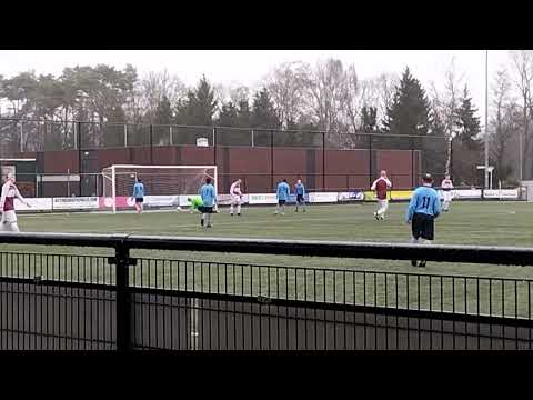 WEDSTRIJD TUSSEN V.V.DIEREN3  HC03 6 2-10 DOELPUNT VAN HC03