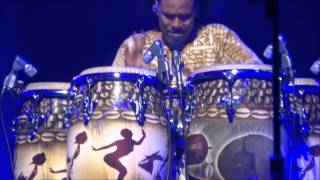 Santana - Band Intro and partial "Roxanne" Houston, Texas. Oct. 1, 2014