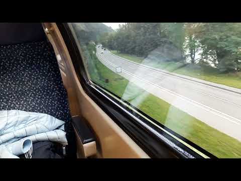 Fahrt mit dem Dosto Sonderzug auf der Wachaubahn um kurz nach 17:15 am 25.09.2022