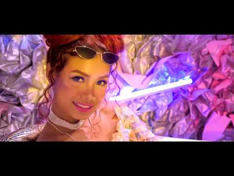 Ah Moon(အမြန္း)_-_ ရႊီေရွာင္ __[ Official Music Video ]