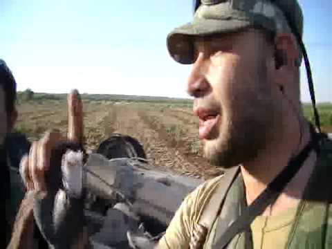 لواء الأمة يقوم بتفجير بيك آب يحمل صناديق ذخيرة و قتل ثمانية من قوات النظام أثناء اقتحام بلدة التمانعة في ريف إدلب