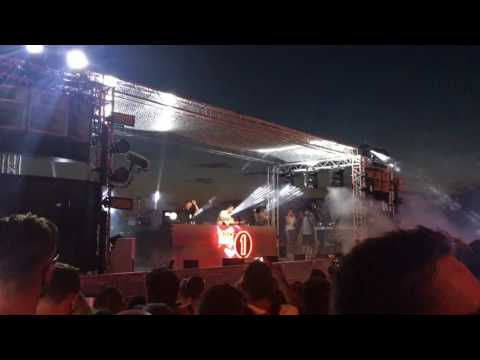 Duke Dumont finishes with 'Ocean Drive' Live @ Radio 1 weekend @ Cafe Mambo 2017