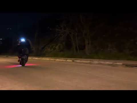 Piaggio Beverly 400 wheelie