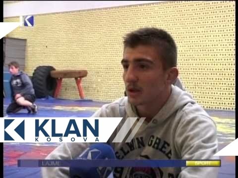 Kosovari e zë ngusht mundësin serb në Greqi - KLANKOSOVA.tv