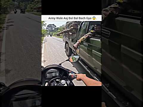 Stoppie Mar Diya Achanak Road Pe😱Army Wale Bach Gye😰#shorts #bike #rider #indianarmy #armycar #r15
