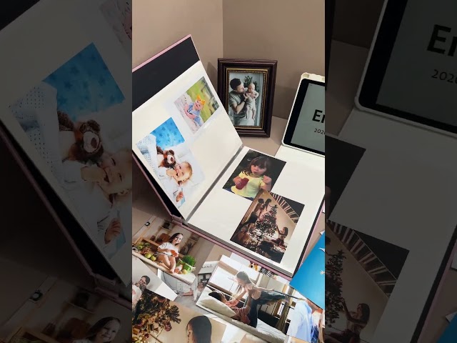 Vídeo relacionado con Vienrose Álbum Fotos Autoadhesivo 28x27 CM 40 páginas Scrapbook para Pegar y Escribir Funda de Lino Regalo Bebé Cumpleanos Recuerdos Boda Aniversario Familiares con Bolígrafo Metálico