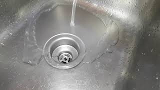 Reasons of gurgling sinks