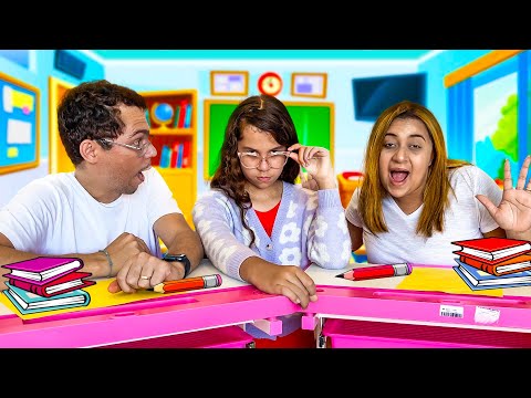 SARAH BECAME A FATHER AND MOM'S TEACHER!