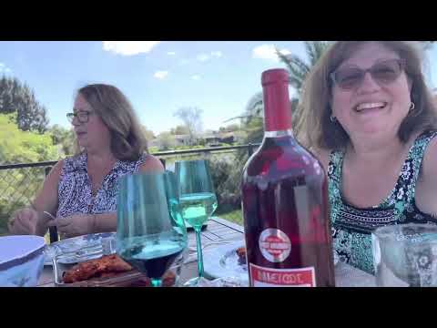 Party at Carlos’🤪🤪🤪Galão e a Bonequinha da Vila Franca do Campo São Miguel Açores!!!