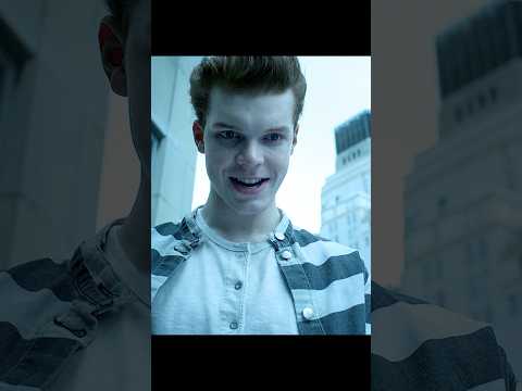 Gotham Season 2 | Joker on the Roof 🃏 Jerome Throws a Man to His Death with a Smile!