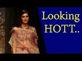 Kriti Sanon Looking Damn HOT During Ramp Walk At Lakmé Fashion Week 2018